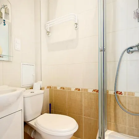 Апартаменты Kameralny 11 Na Starowce